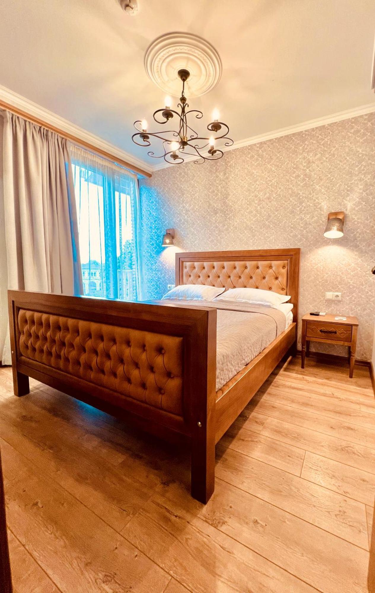 Hotel Vinoodor - Ვინოოდორ à Telavi Extérieur photo
