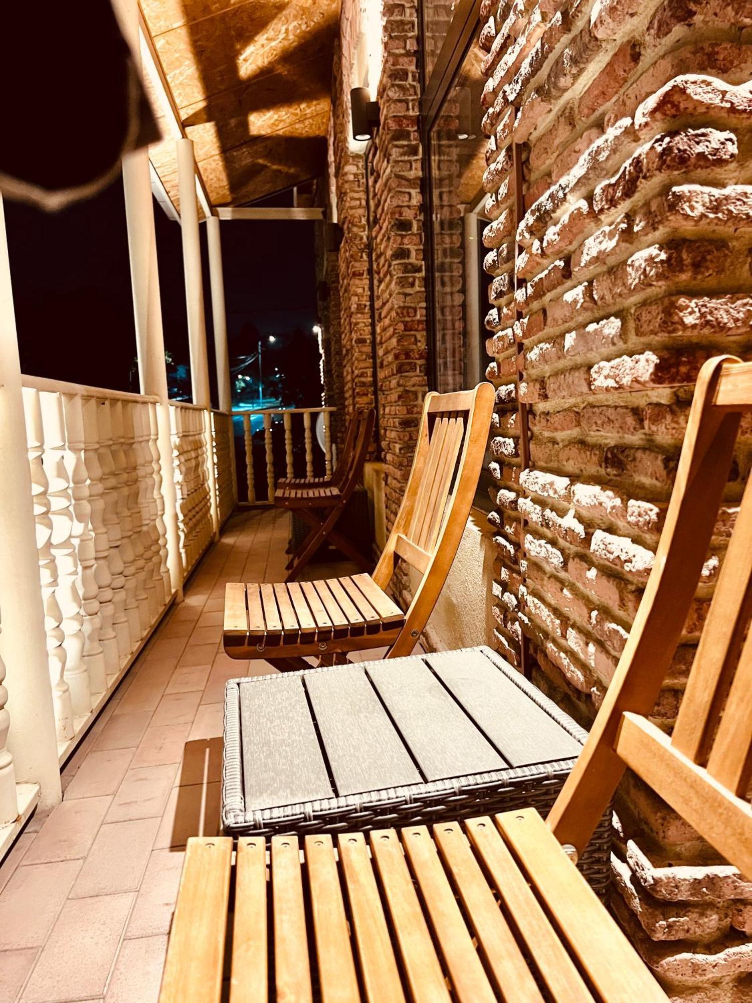 Hotel Vinoodor - Ვინოოდორ à Telavi Extérieur photo